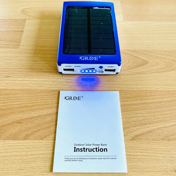 🌞SOLAR POWER BANK - Picture 4 of 5